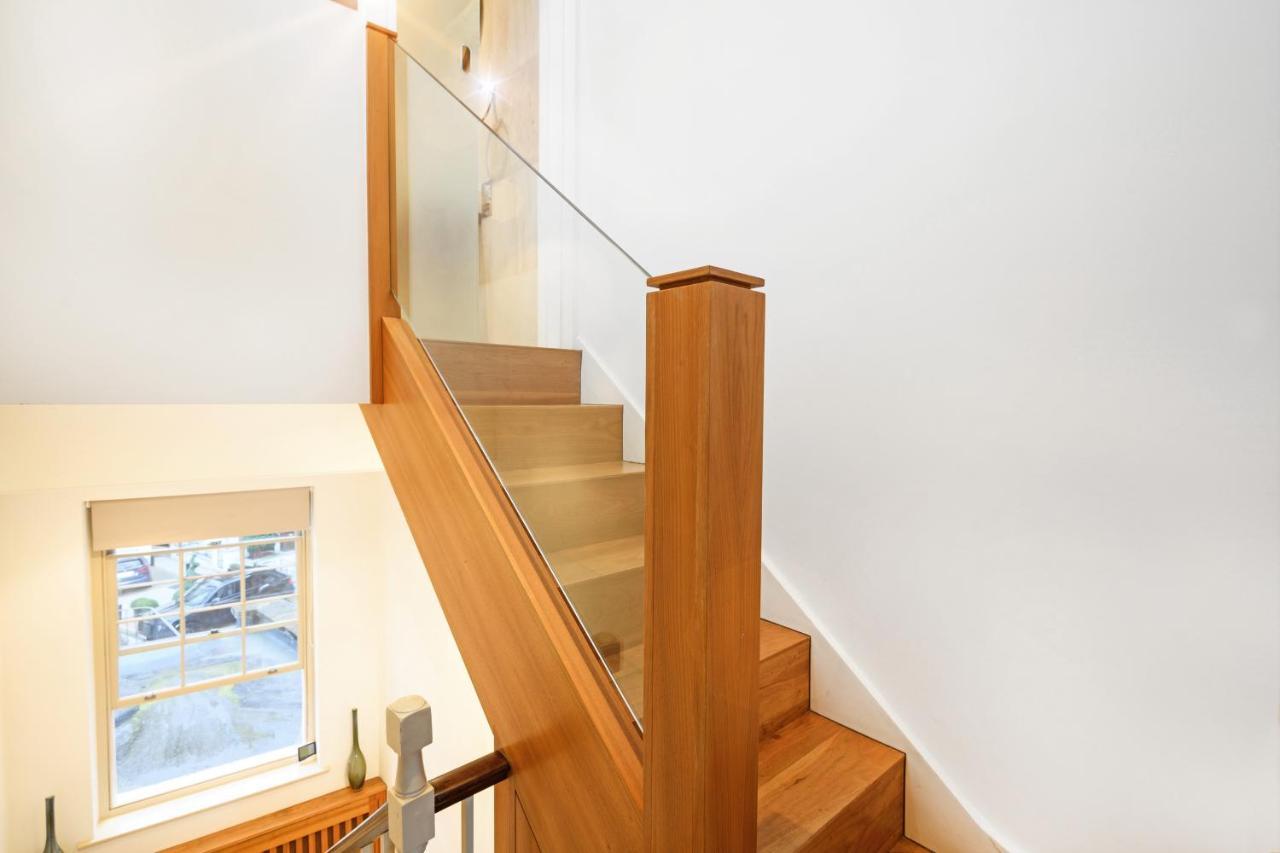 Luxury Massive Townhouse By Harrods Apartman London Kültér fotó