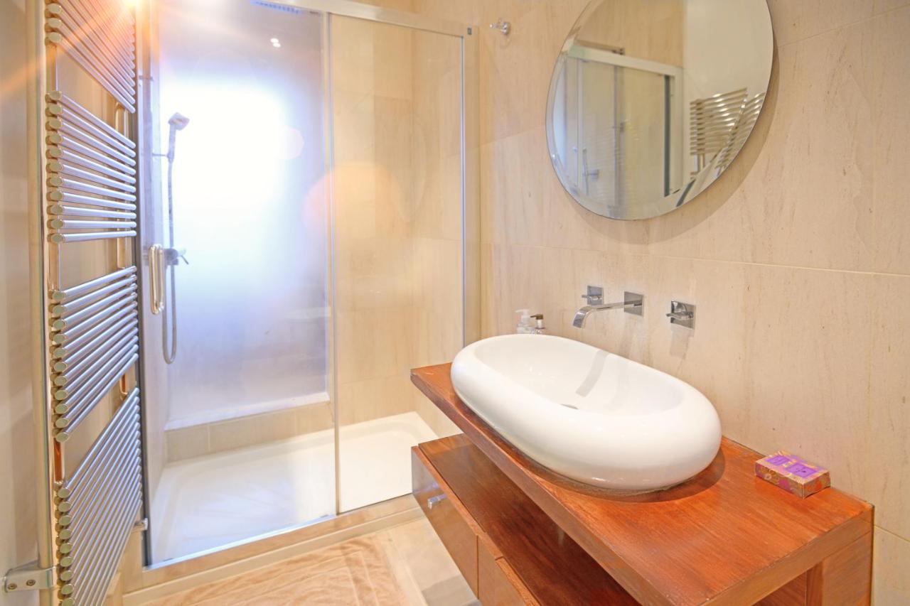 Luxury Massive Townhouse By Harrods Apartman London Kültér fotó