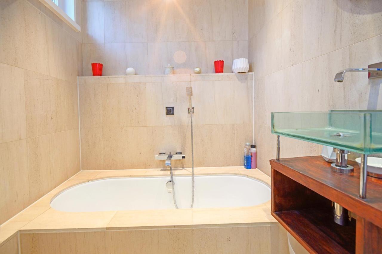 Luxury Massive Townhouse By Harrods Apartman London Kültér fotó